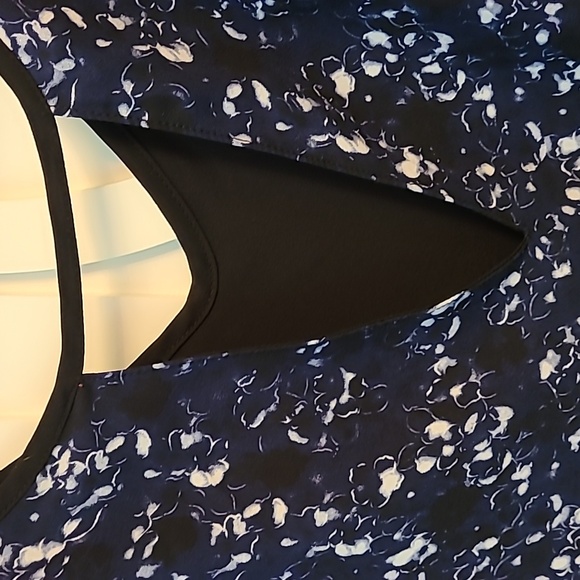 Michel Studio Blouse - 20 - Picture 6 of 14